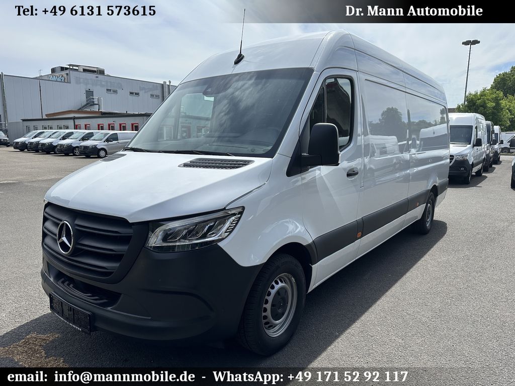 Image of Mercedes-Benz Sprinter