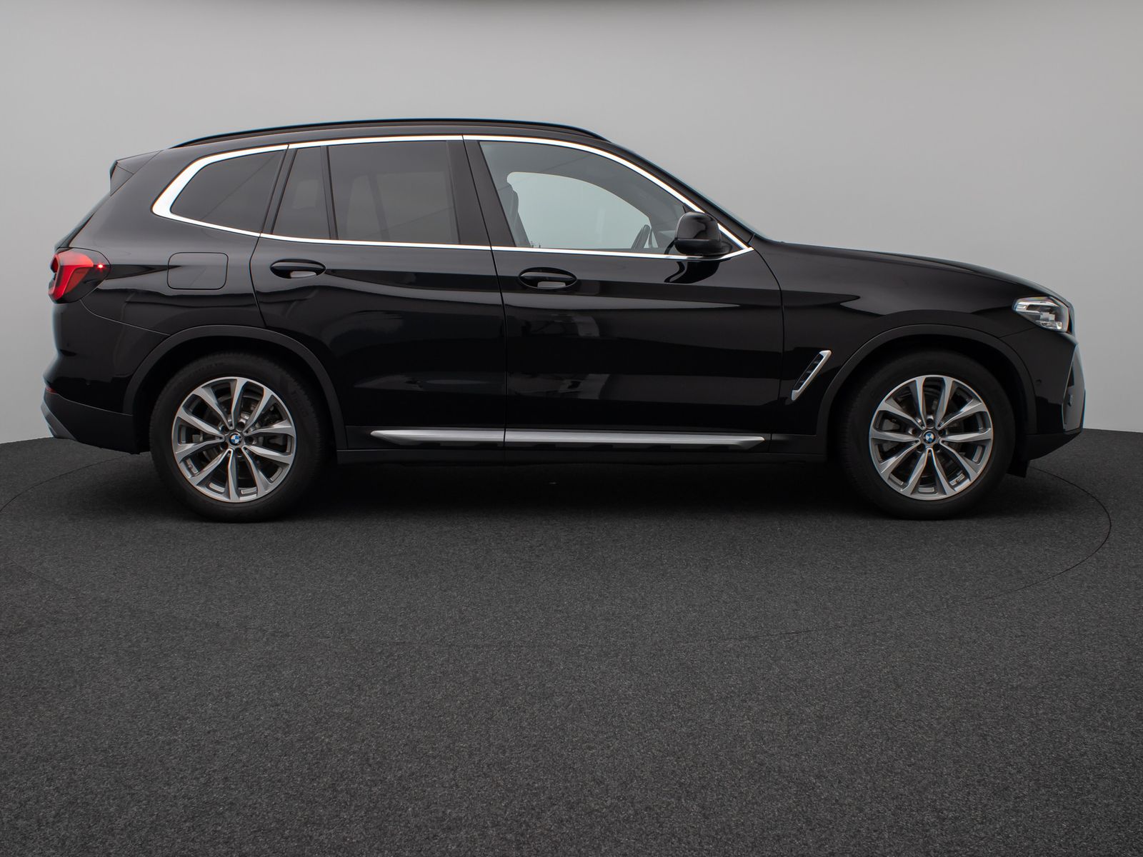 Fahrzeugabbildung BMW X3 xD20d Kamera DAB H/K M Sportfahrwerk 19Zoll