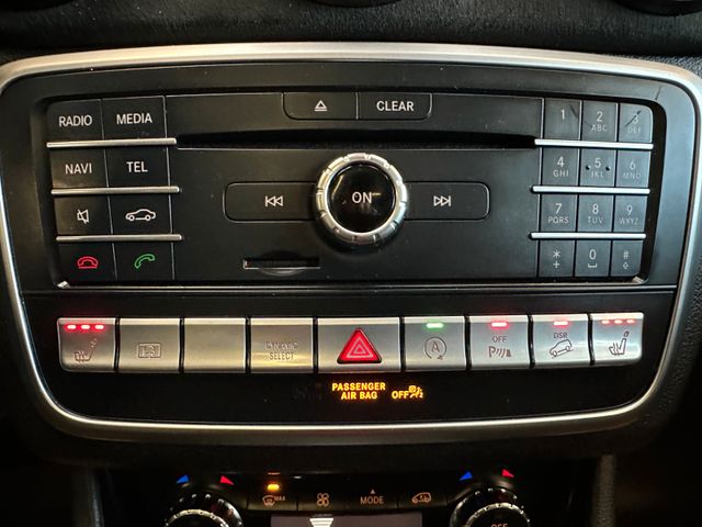 Mercedes-Benz GLA 220 d *4Matic *AHK*AMG*Pano*G Tronic*