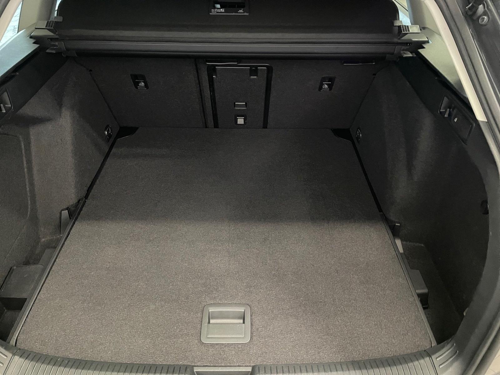 Volkswagen Golf VIII Variant 1.5 eTSI Life *LED*NAVI*PDC*, миниатюра 17