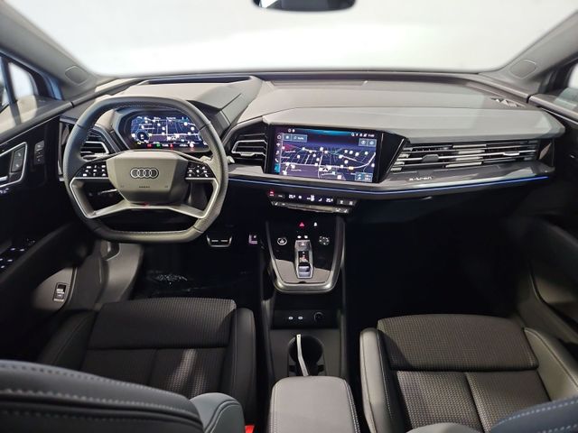 Q4 SUV 40 e-tron S LINE+MATRIX+AHK+HUD+SPORT+