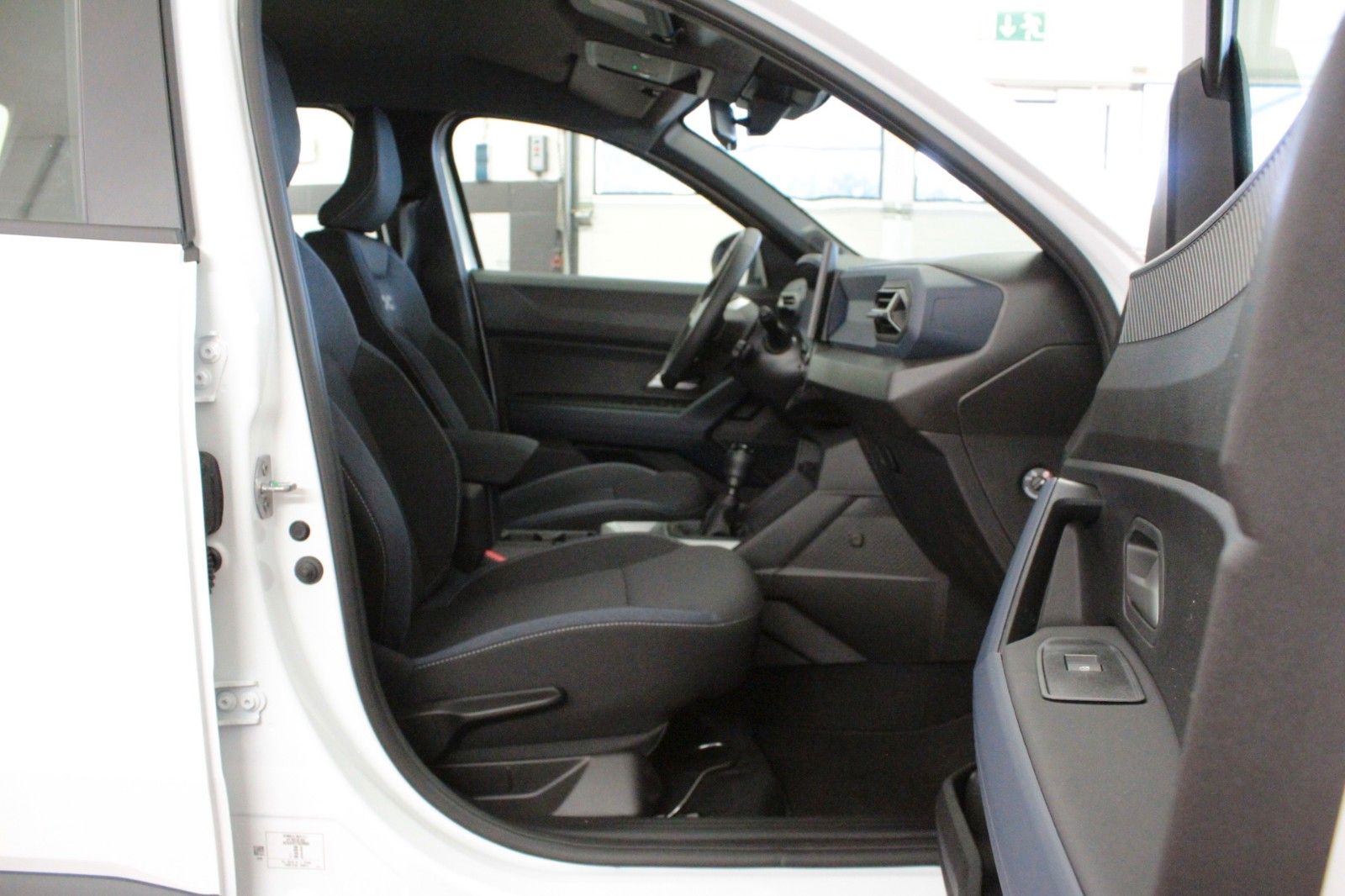 Fahrzeugabbildung Dacia Bigster hybrid 140 Expression   Winterpak.*City