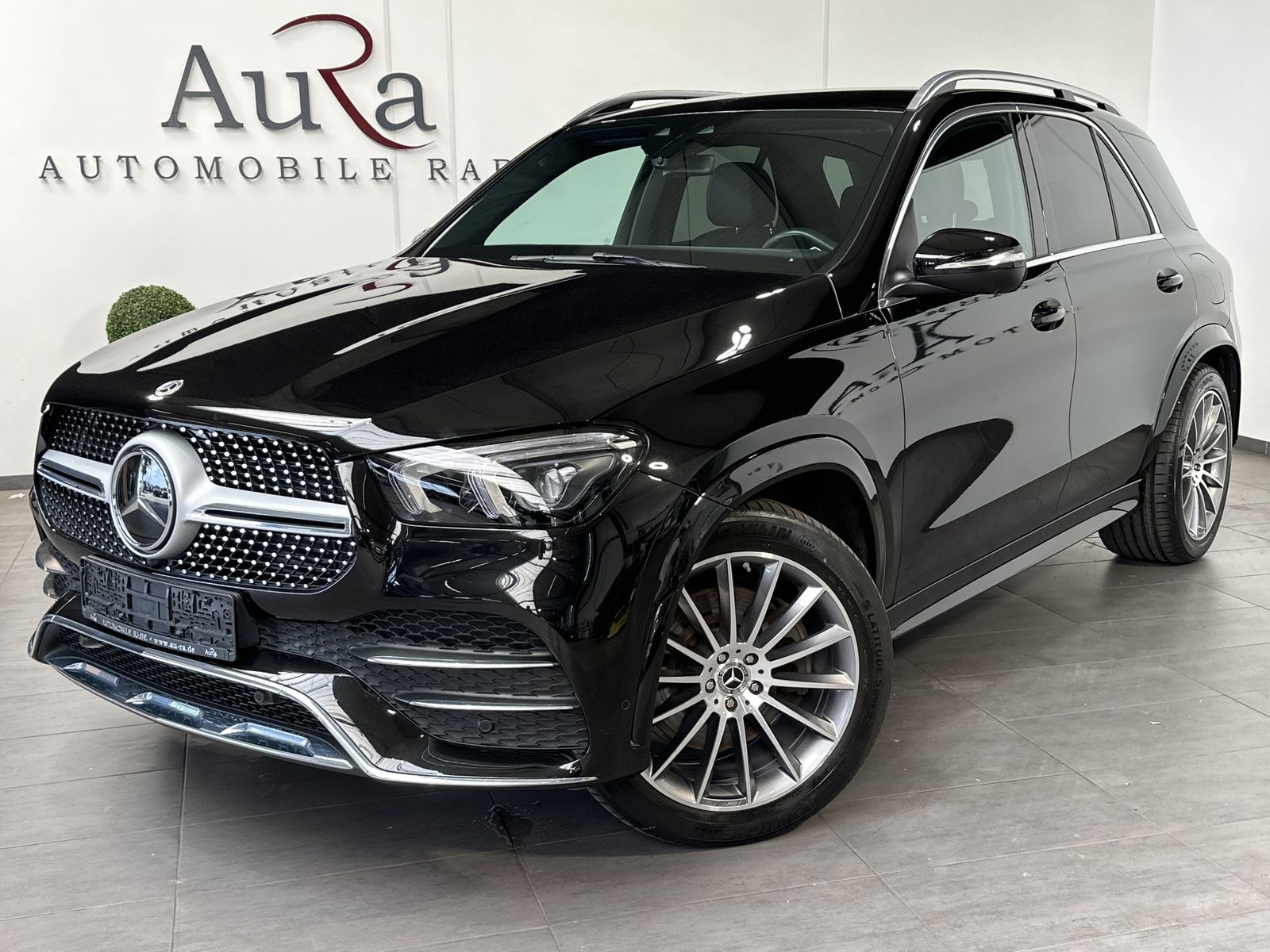 Fahrzeugabbildung Mercedes-Benz GLE 350de 4M AMG-Line NAV+LED+AHK+360°+21ZO+1HD