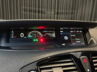 Renault Grand Scenic 2014 — photo 10