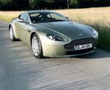 Aston Martin V8 Vantage 4.3l - Schalter - Seltene Farbkombi - Aston Martin in Düsseldorf