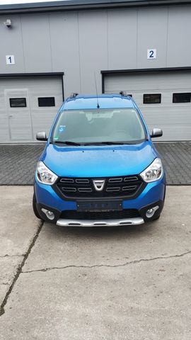 Dacia Dokker Stepway Celebration