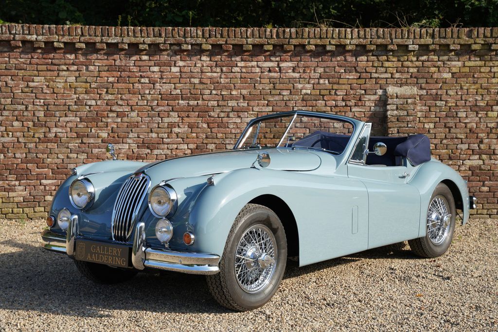 Jaguar XK
