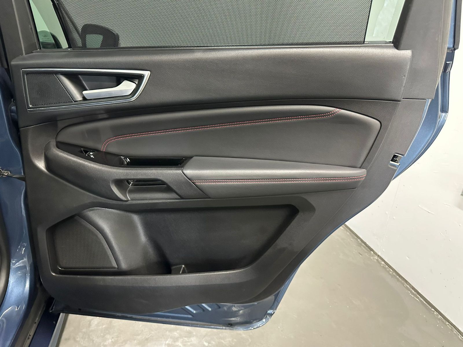 Fahrzeugabbildung Ford S-Max 2.0 EcoBst. ST-Line 7-Sitzer*AHK*SDH*PANO*
