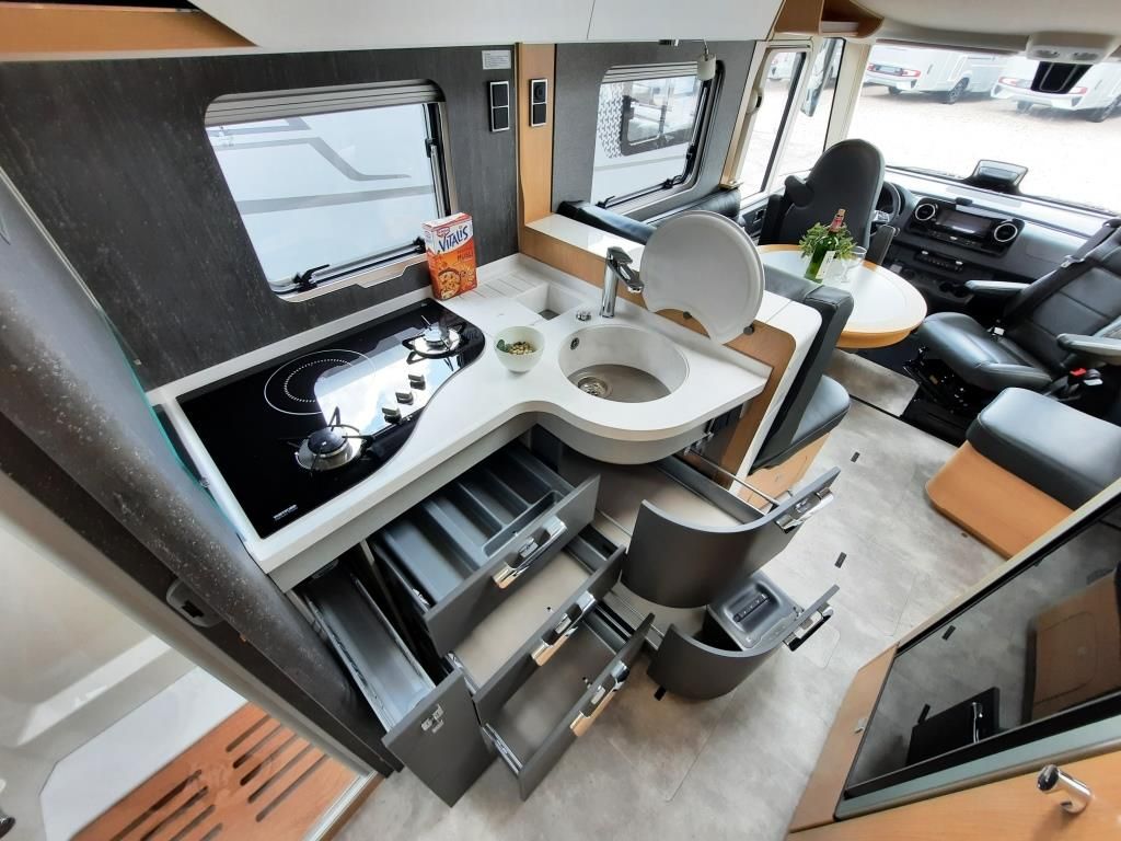 Fahrzeugabbildung HYMER / ERIBA / HYMERCAR B-Klasse ML I 780 BlackLine Verfüg./Sparen Sie 2