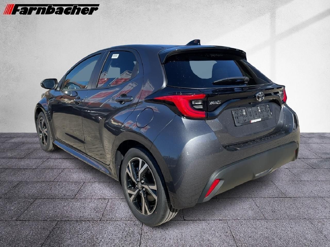 Fahrzeugabbildung Toyota Yaris Hybrid 116 PS Teamplayer