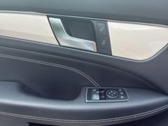 Mercedes-Benz C 180 CGI BlueEfficiency  *PDC*Klimaautomatik*