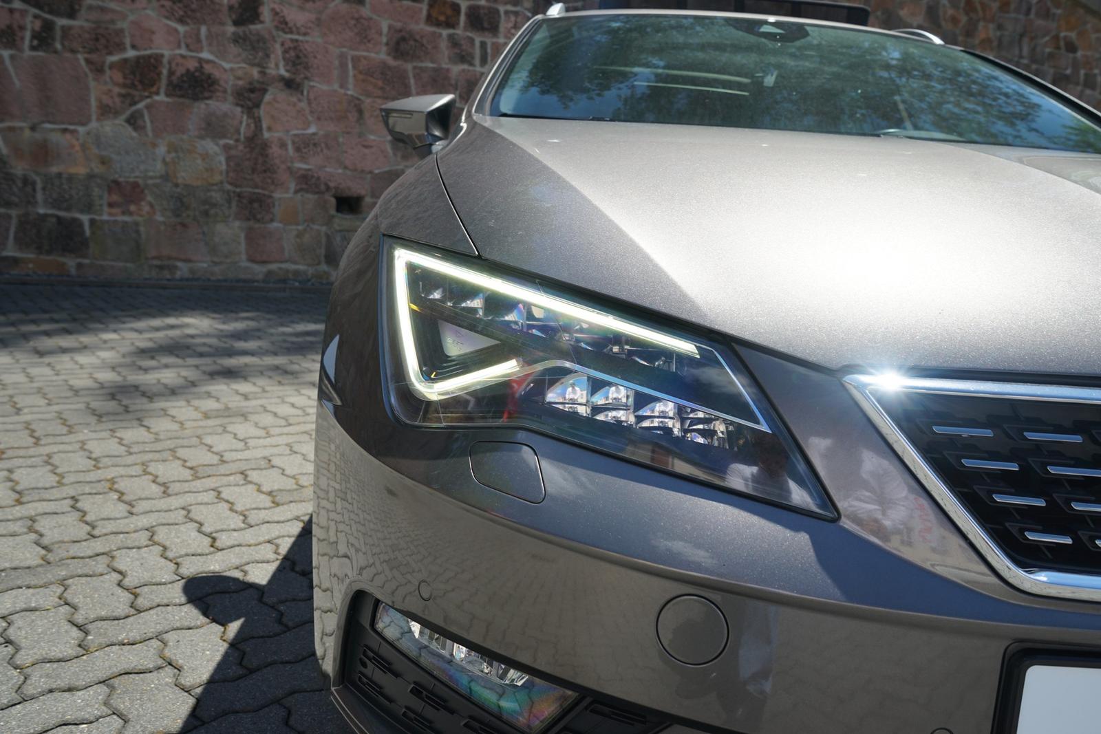 Seat Leon ST 1.4 TSI Xcellence LED Navi Panorama DAB
