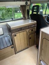 Volkswagen T3 andere - blaue Volkswagen T3 andere