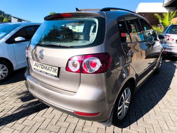 Volkswagen Golf - 6