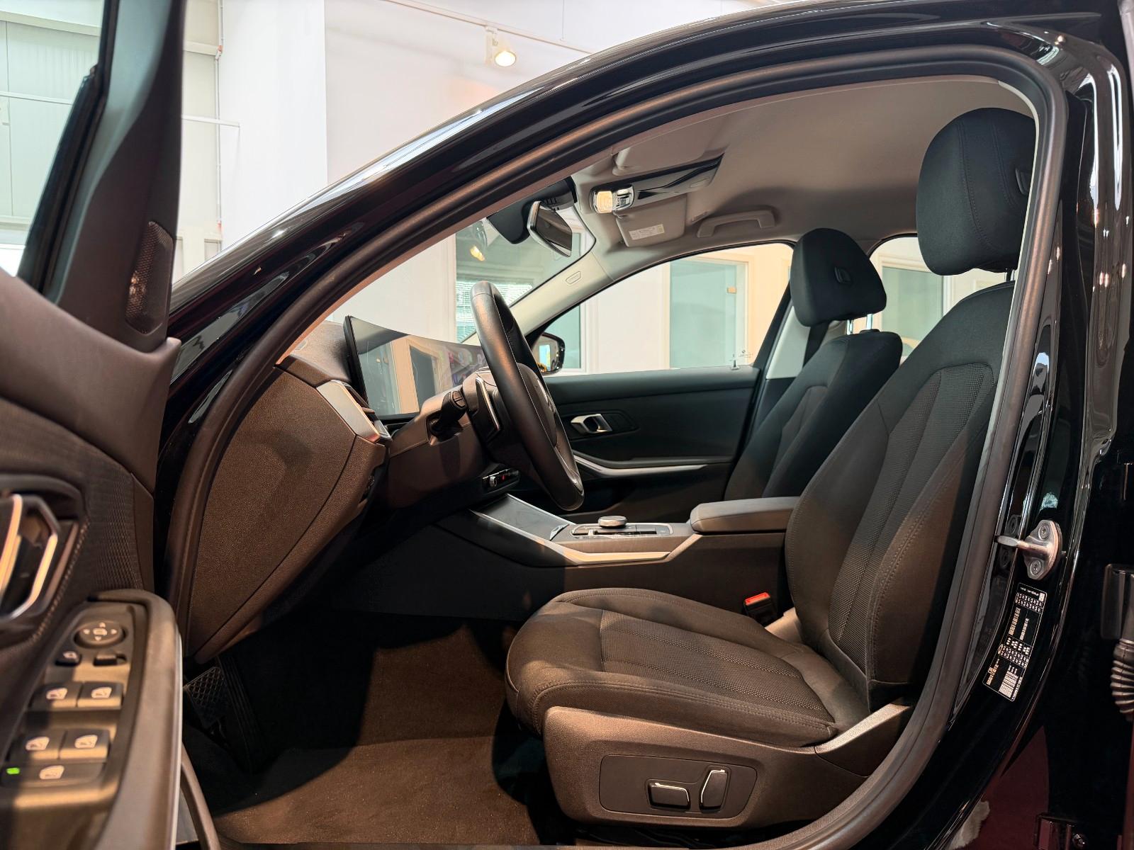 BMW 320 d *LED*Virtual*Navi*ACC*, миниатюра 9