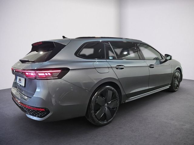 Passat R-Line 2.0 TDI 4M DSG PANO+AHK+STANDH+HAR