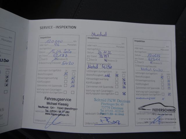 Fahrzeugabbildung Kia Rio Spirit/1.Hd/Automatik/84TKM/SitzH/PDC/