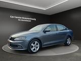 Volkswagen Jetta 1.4 TSI 92kW BMT Xenon+LED+Multi - Volkswagen Jetta: Limousine