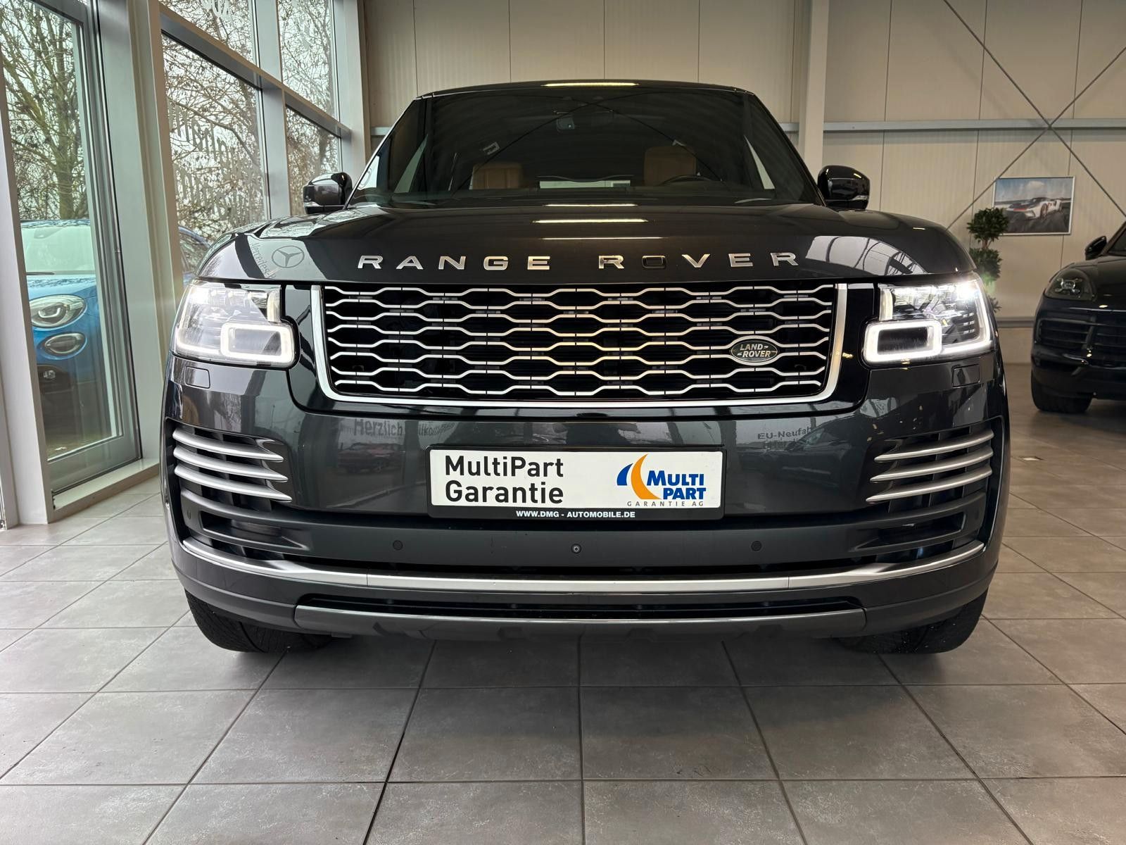 Fahrzeugabbildung Land Rover Range Rover 3.0 Liter SDV6 Autobiography