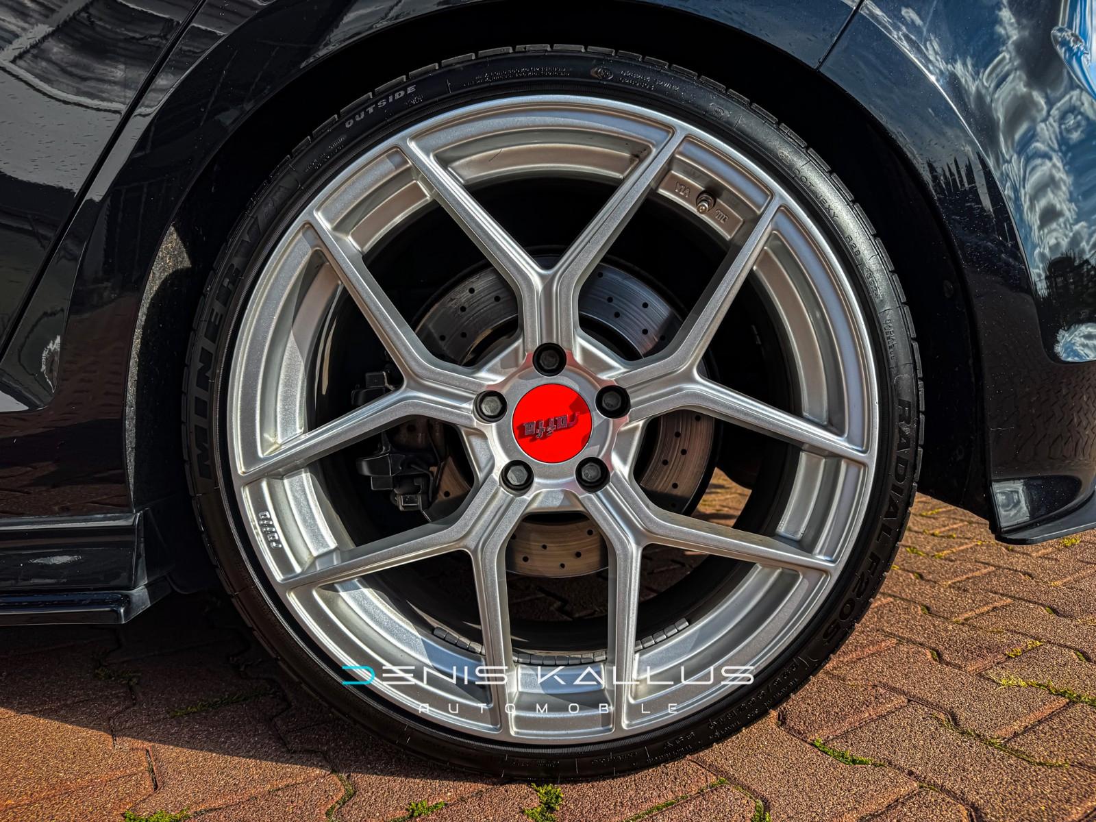 Volkswagen Golf VII Golf R 4M*TÜV+Leistung*Eingetragen!*TOP