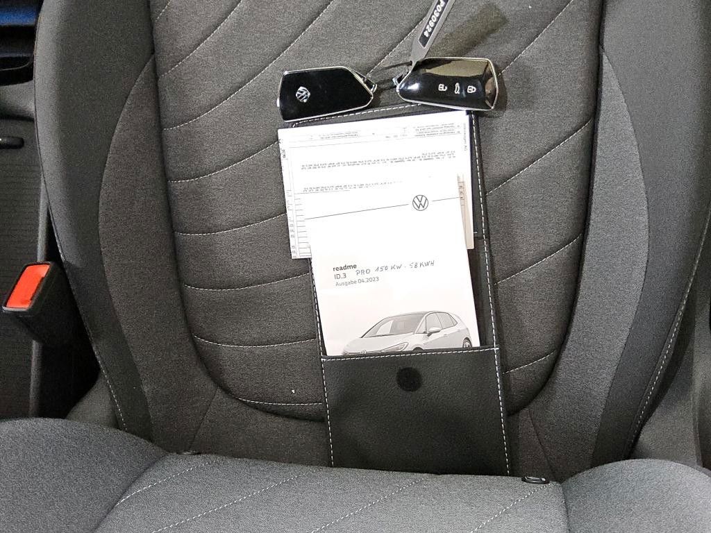 Fahrzeugabbildung Volkswagen ID.3 Pro 62KWH NAVI/LED/VIRT./SHZ/DAB/TEMP./AHK