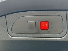 Fahrzeugabbildung DS Automobiles DS 7 BlueHDI 130 Aut. OPERA LEDER Panoramadach