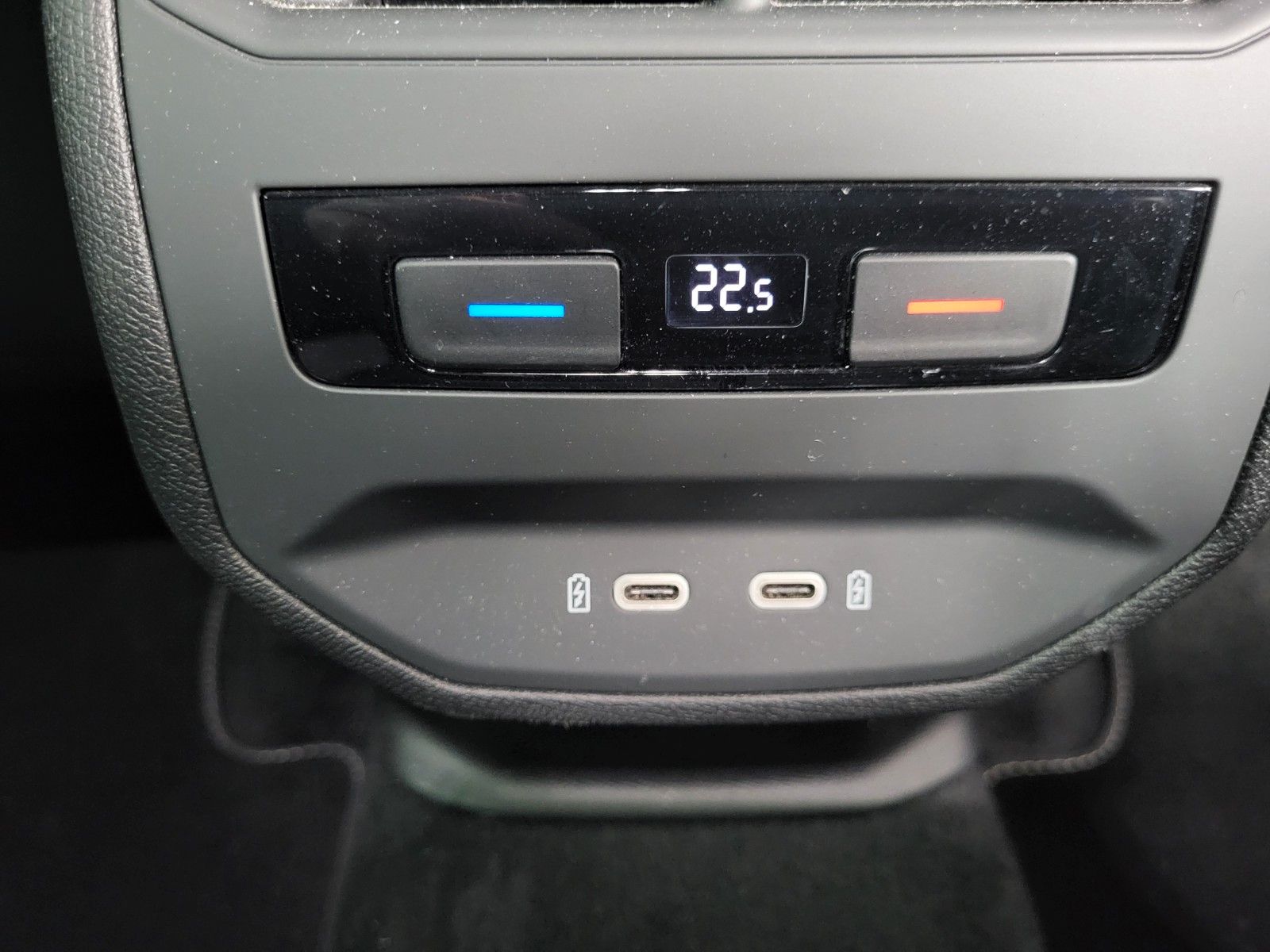Fahrzeugabbildung SEAT Leon FR AHK/WINTER-P/LED/NAVI/KEYLESS/KAMERA