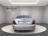 Mercedes-Benz C 200 Limousine CGI BlueEfficiency KLIMAA/PDC - Mercedes-Benz C 200: Cgi Blueefficiency