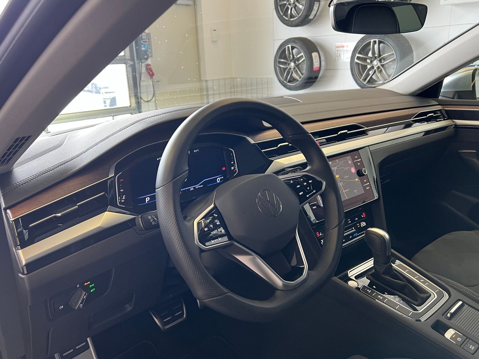 Fahrzeugabbildung Volkswagen Arteon Shooting Brake Elegance 2.0 TDI DSG *AHK,