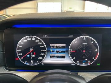 Mercedes-Benz E 200 d Limousine AMG-Line *Kamera*Totwinkel*SHZ