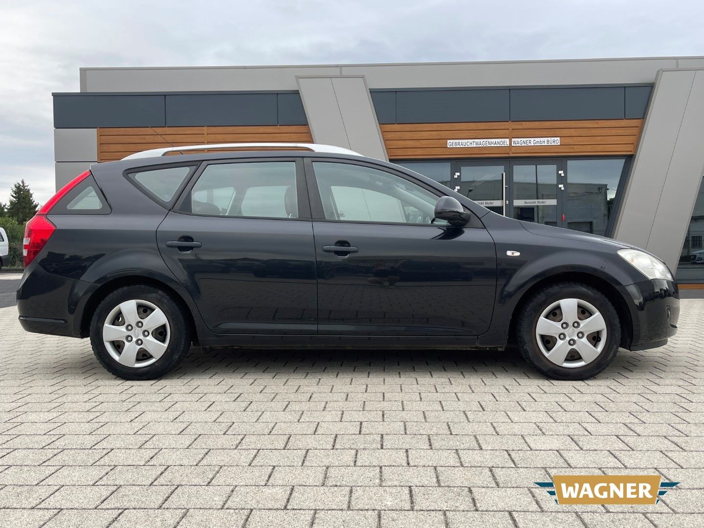 Fahrzeugabbildung Kia Ceed Sportswagon LX Klimaanlage Sitzheizung