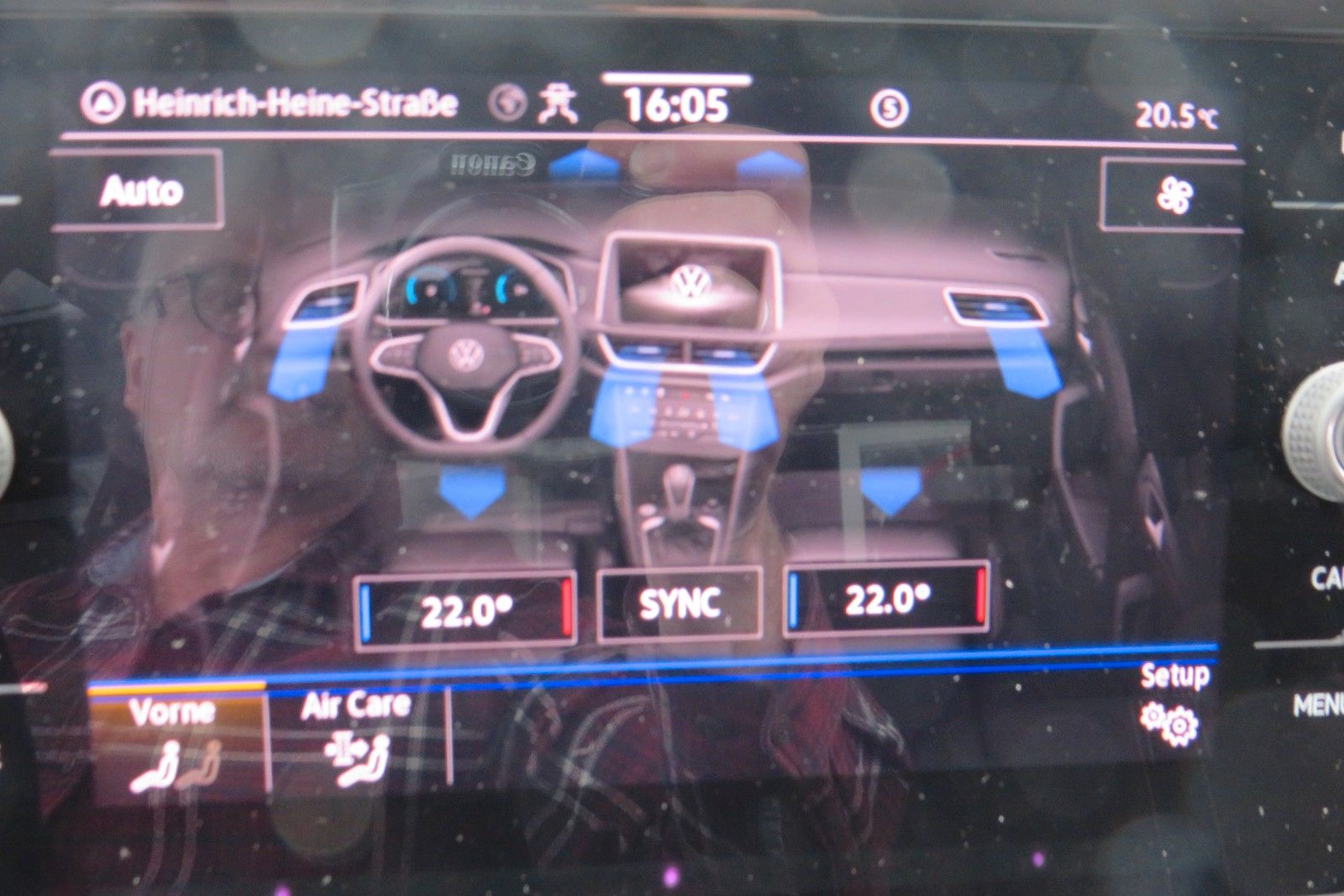 Fahrzeugabbildung Volkswagen T-Roc Life NAVI ACC SITZH. LED APP-CON. 1.H