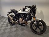 Husqvarna 701 Vitpilen *Akrapovic und mehr* - HUSQVARNA VITPILEN 701