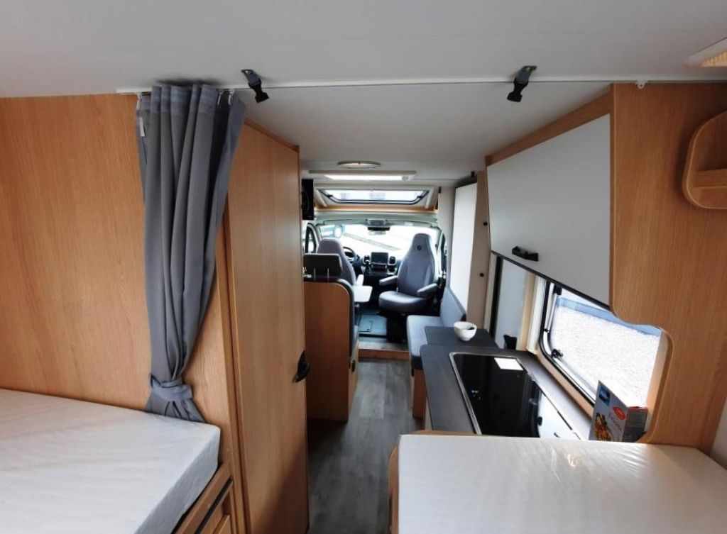 Fahrzeugabbildung Sunlight V 67S ADVENTURE EDITION Verfüg./Sparen Sie 6.038