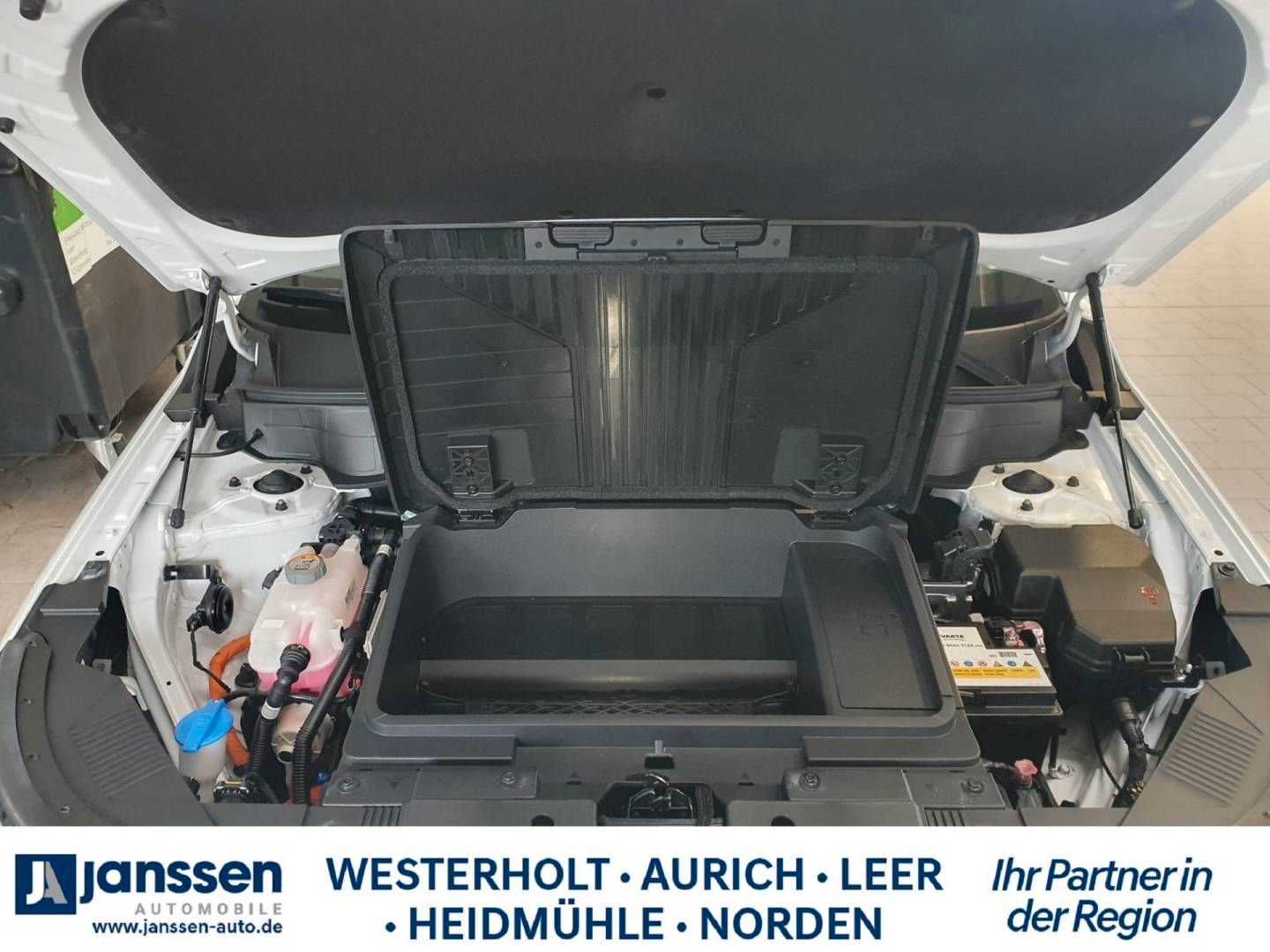 Fahrzeugabbildung Hyundai KONA Elektro 65,4kWh PRIME/Automatik/Klima/Navi