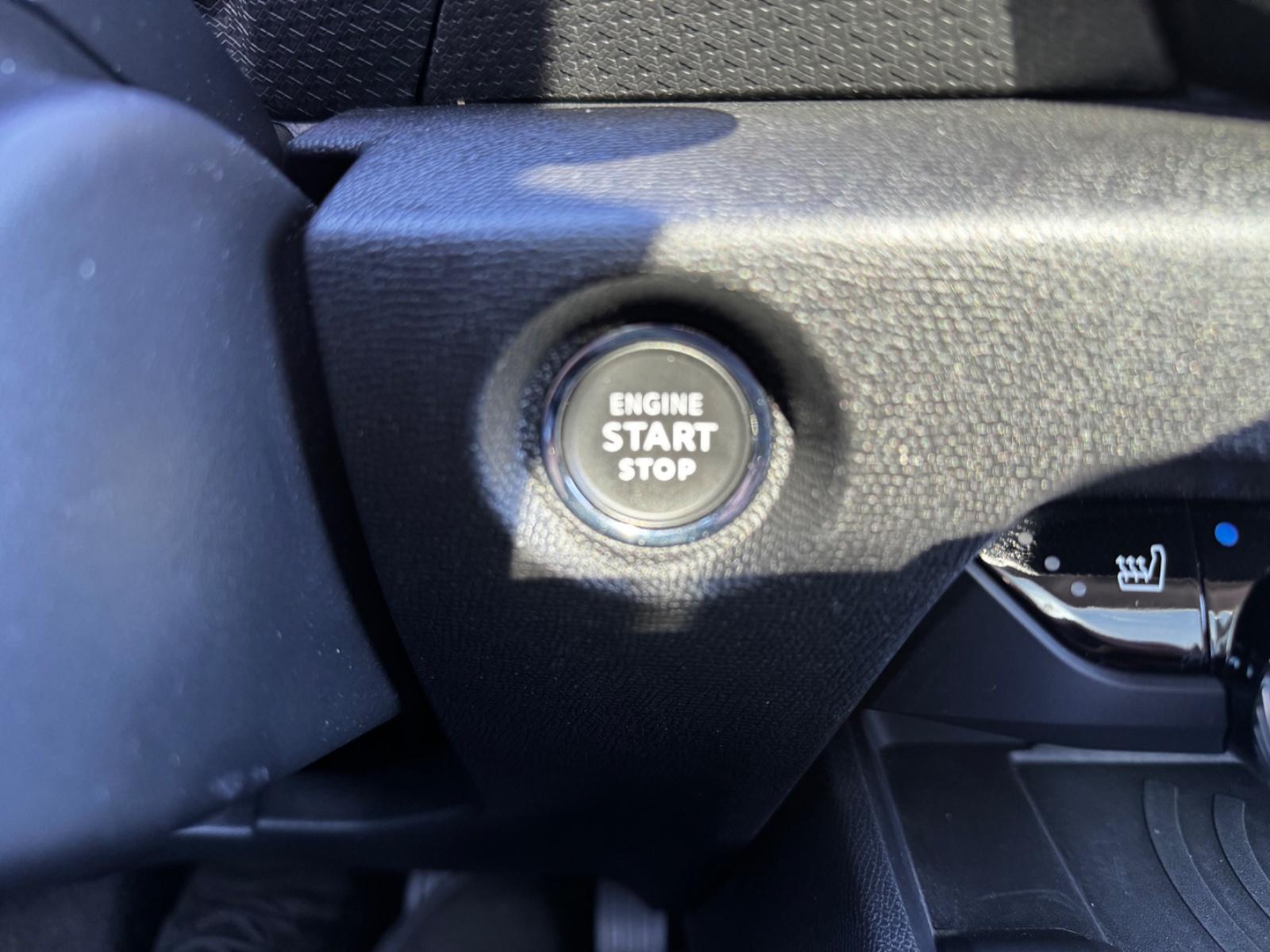Citroën C4 Lim. Max Pano - E.Sitze - HuD - Kamera uvm...