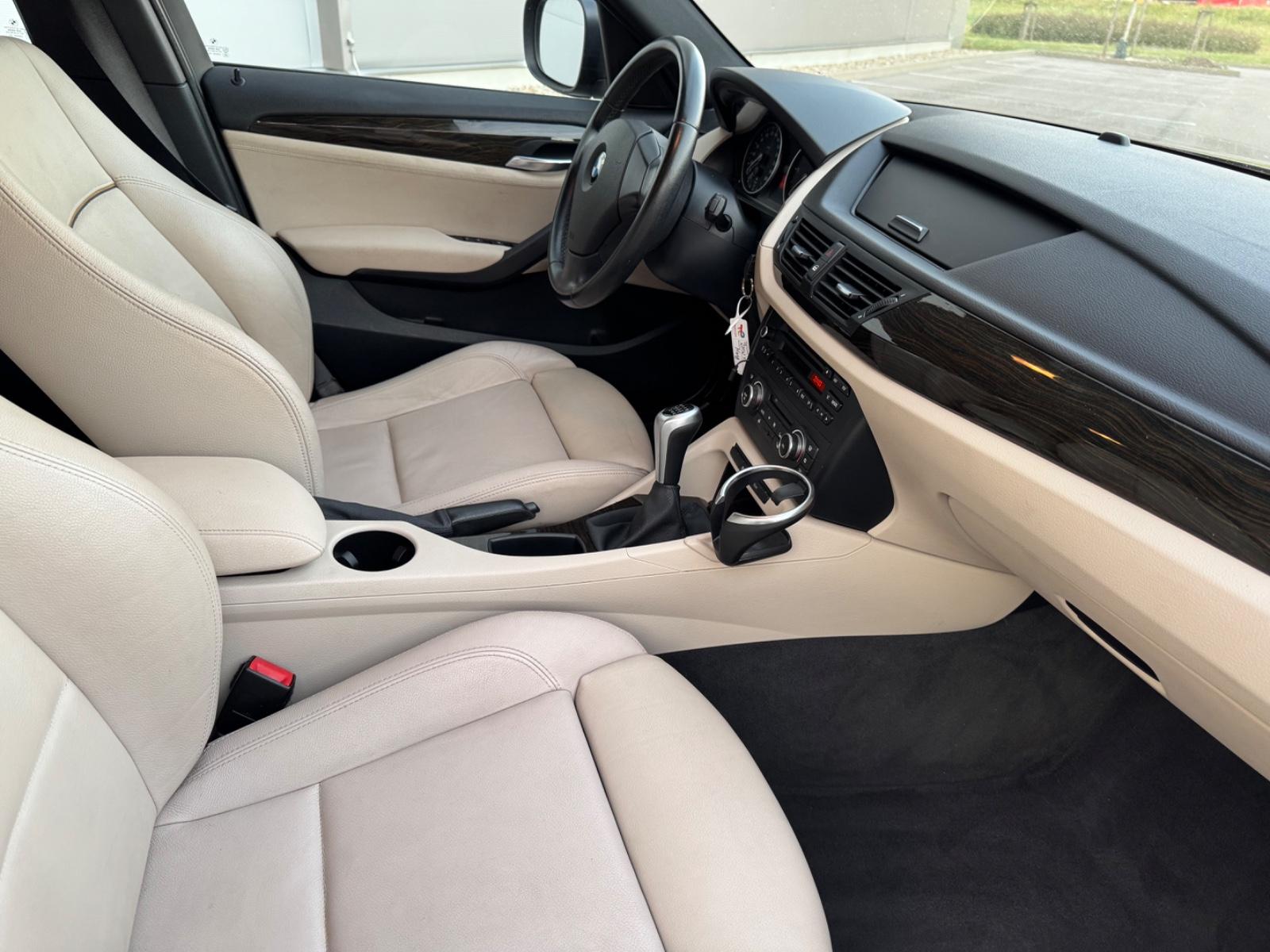 BMW X1 18 d xDrive Allrad X Line