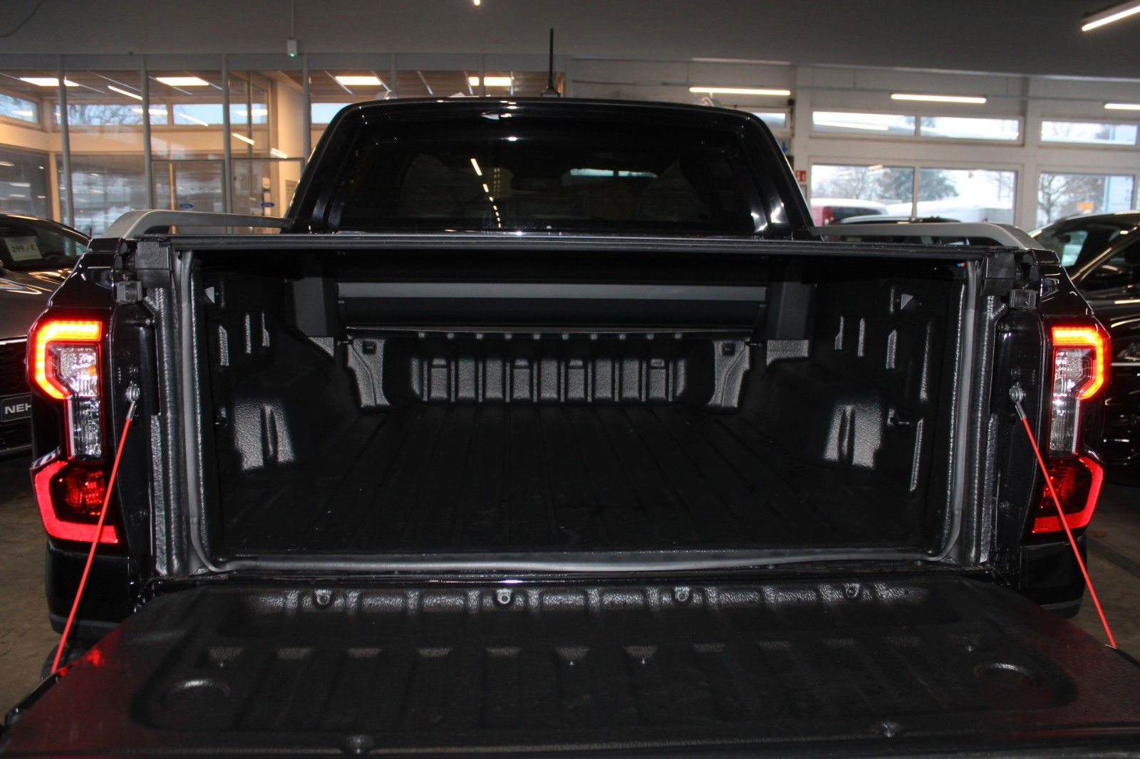 Fahrzeugabbildung Ford Ranger Wildtrak Automatik AHK LED STANDHEIZUNG