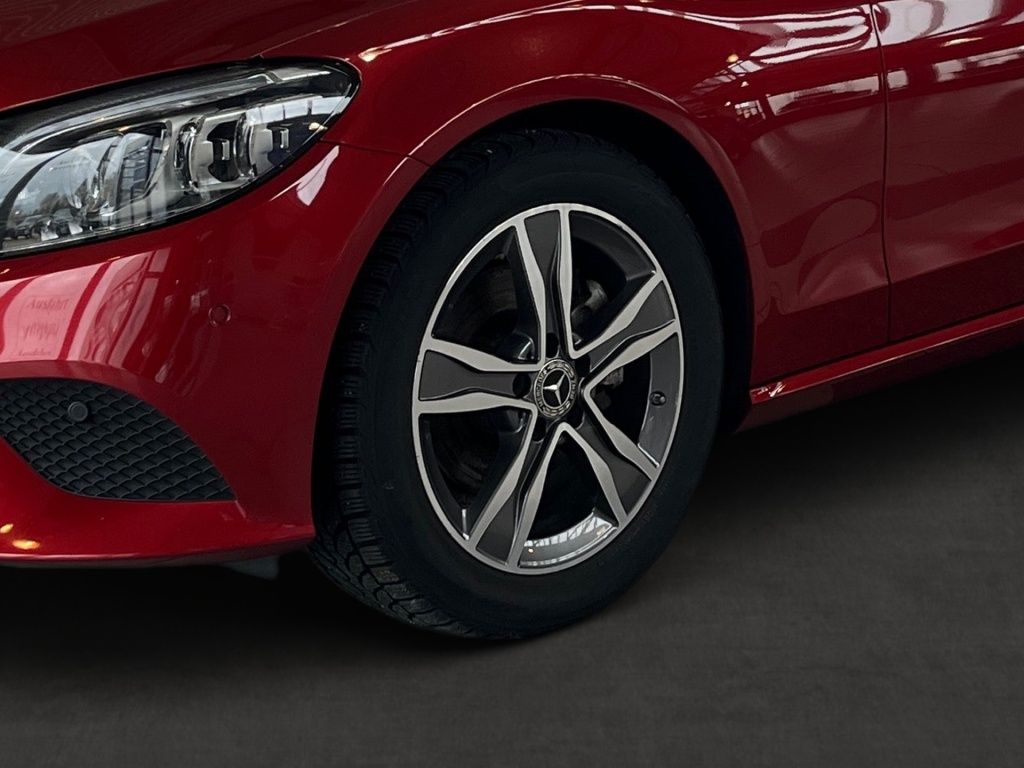 Fahrzeugabbildung Mercedes-Benz C 200 Coupé Distronic+ Navi LED SHZ KeyLess KAM