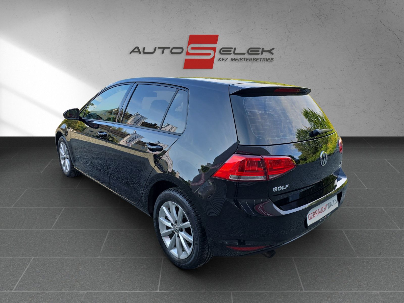 Fahrzeugabbildung Volkswagen Golf VII Trendline BMT/AHK/PDC/KLiMA/SZH