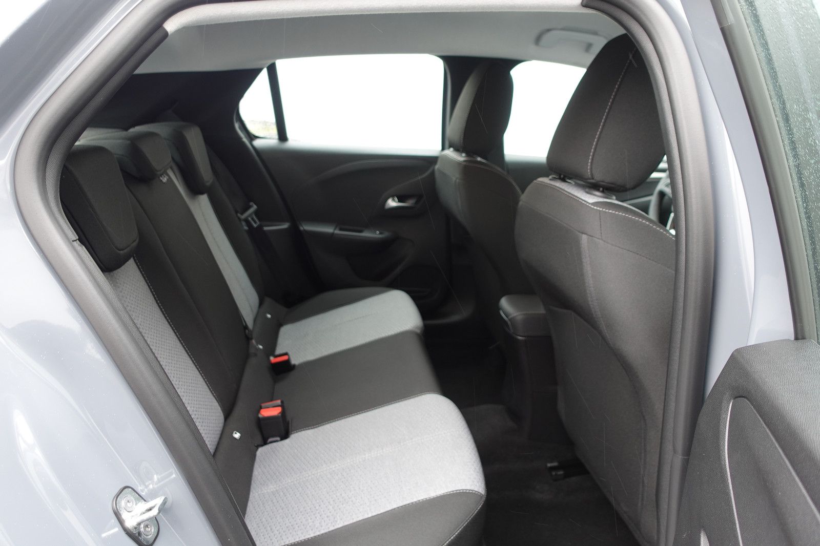 Fahrzeugabbildung Opel Corsa 1.2Turbo Automatik Allwetter,Klima,SHZ,LED