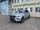 Mercedes-Benz ML 350 BlueTEC 4MATIC vin 409 - Mercedes-Benz 409
