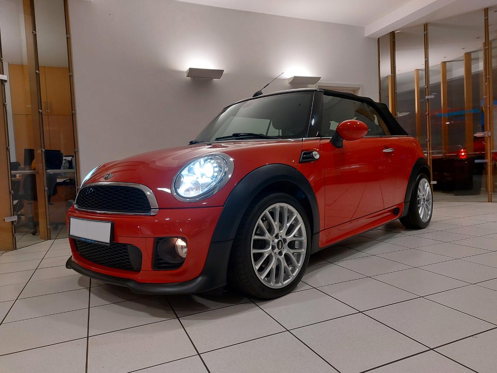 MINI 100% CABRIO SPASS. COOPER WORKS EDITION. PERFEKT