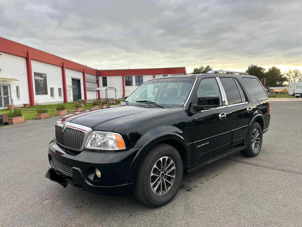 Lincoln Navigator