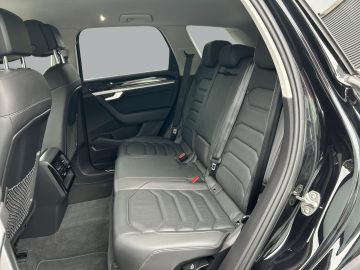 Volkswagen Touareg - 10