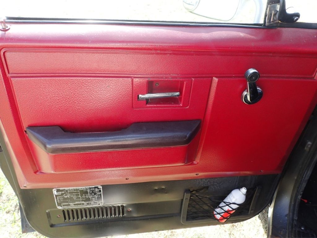 Fahrzeugabbildung Chevrolet C1500 Expeditionsfahrzeug  Wohnmobil Unikat