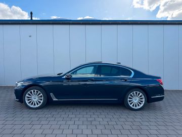 BMW 740 - 2