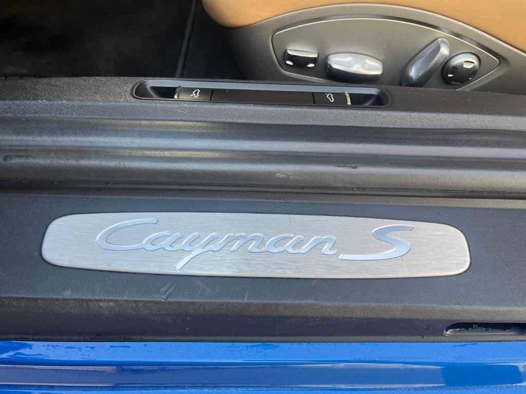Porsche Cayman
