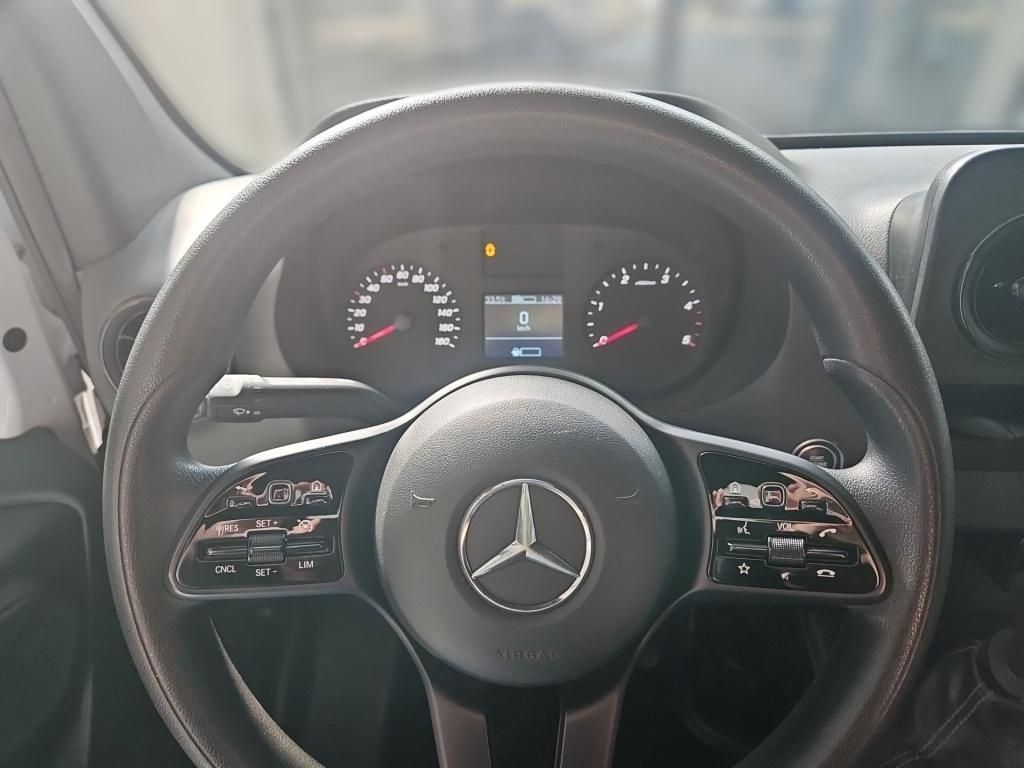 Fahrzeugabbildung Mercedes-Benz Sprinter 316 Kasten L2H1 LED AHK 2Sitze MBUX SHZ