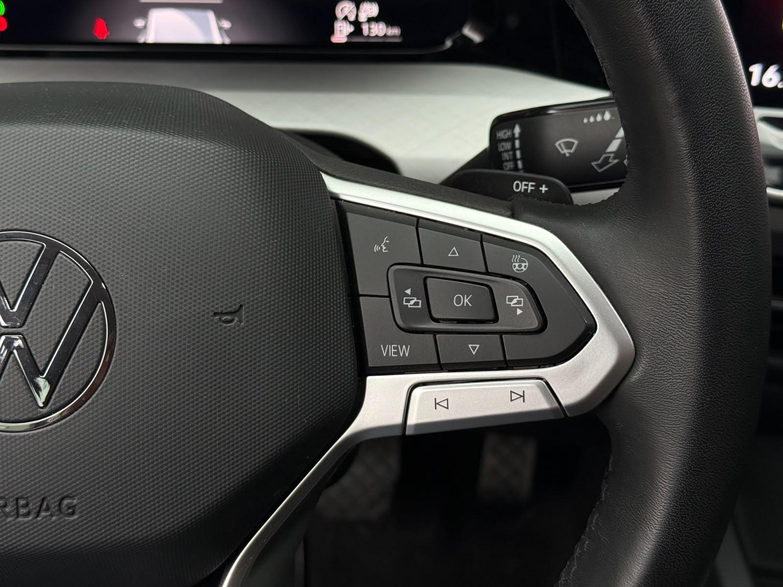 Volkswagen Golf 2.0 TDI DSG LIFE LED+KAM+ACC+SHZ+CARPL+AMBI, миниатюра 19